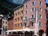 Hotel Portici (Riva del Garda)