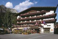Hotel Basur