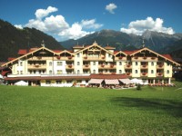 Hotel Kristall in Finkenberg (Zillertal), Hotel Kristall / Österreich